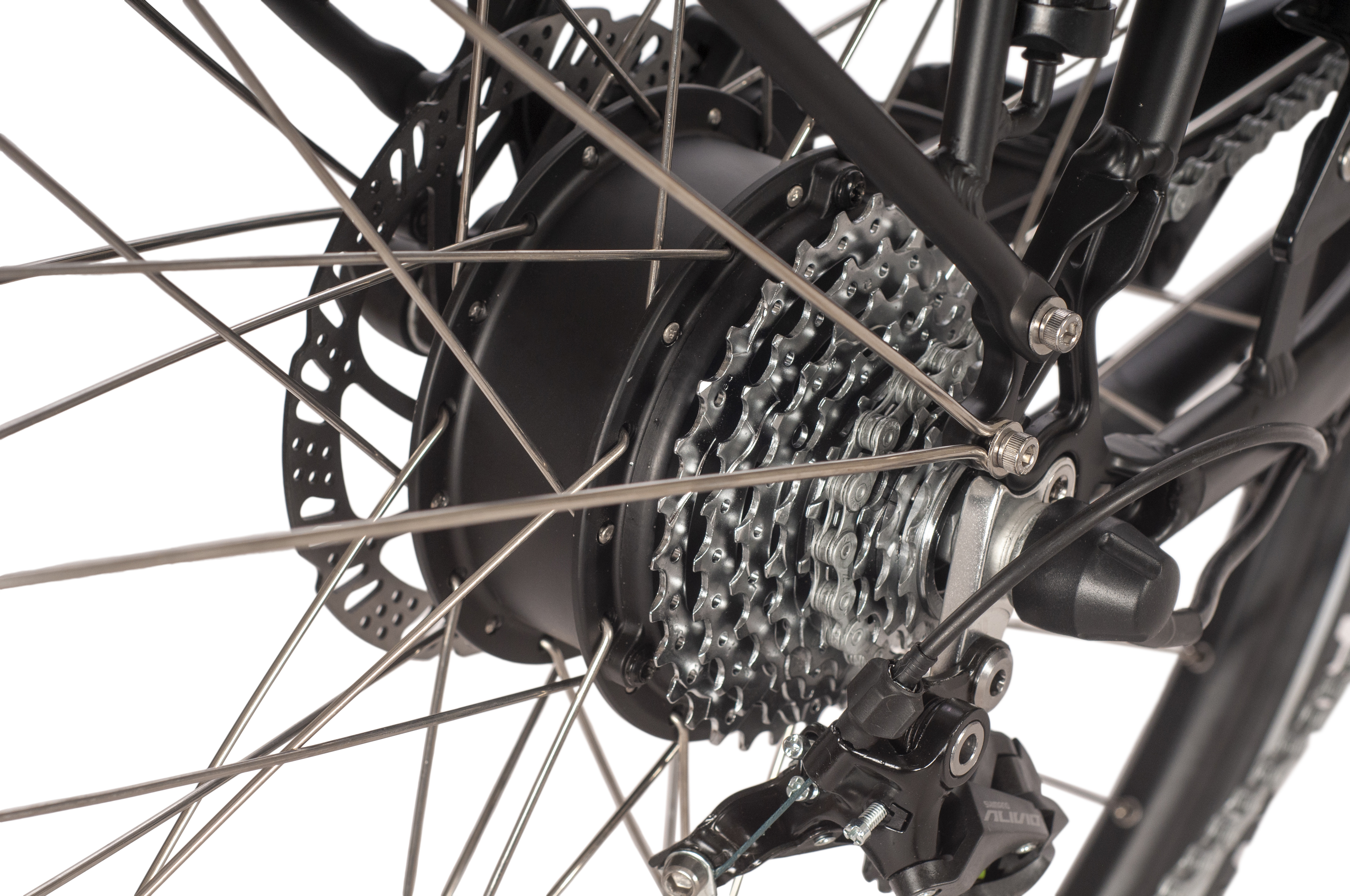 SAXXX X-Road 5.0 E-Trekkingbike B-Ware neuwertig 9 Gang Kettenschaltung Federgabel Diamant schwarz matt