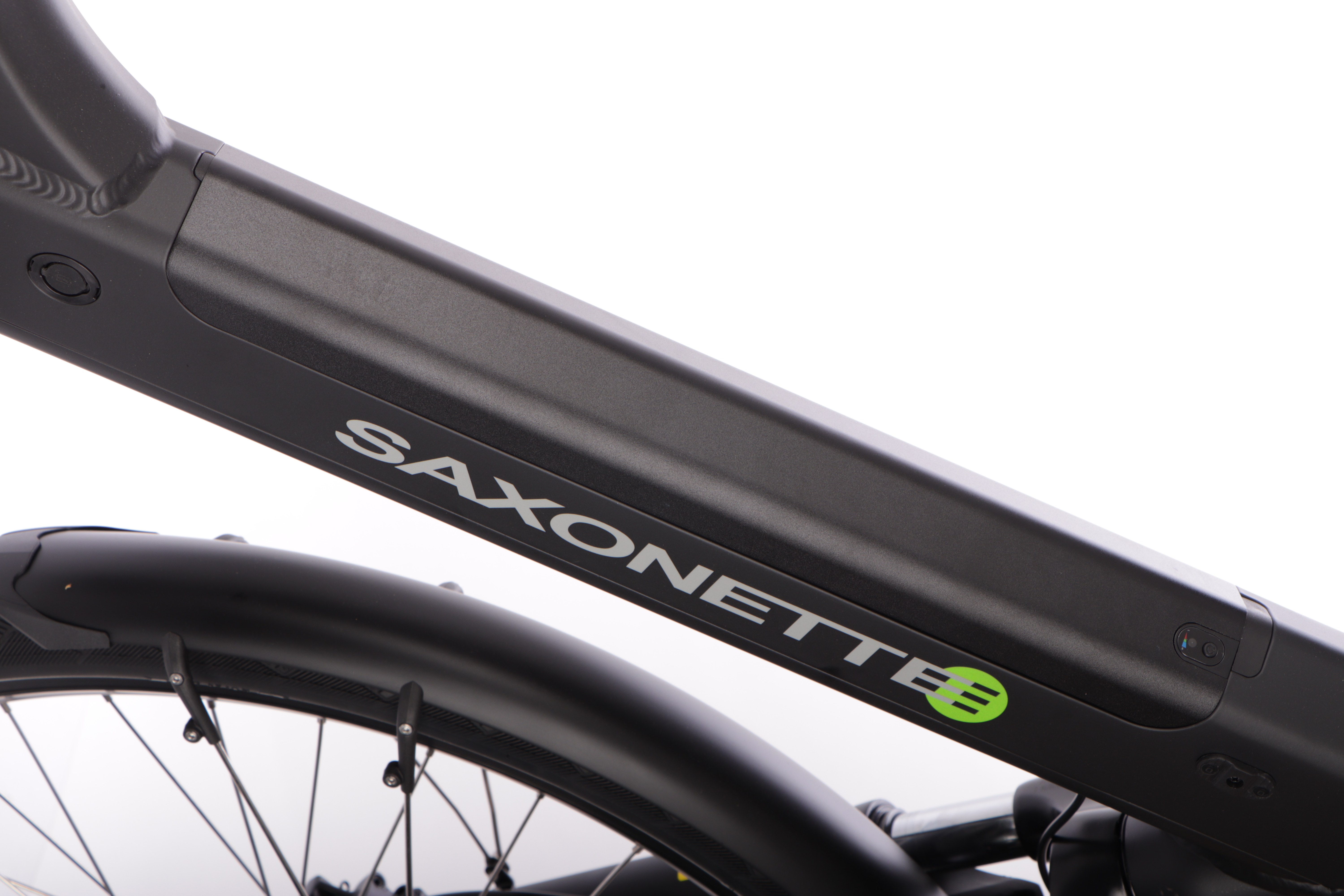 SAXONETTE Premium Plus 3.0 E-Trekkingbike Scheibenbremsen Federgabel Wave 8 Gang 2. Wahl neuwertig silber matt
