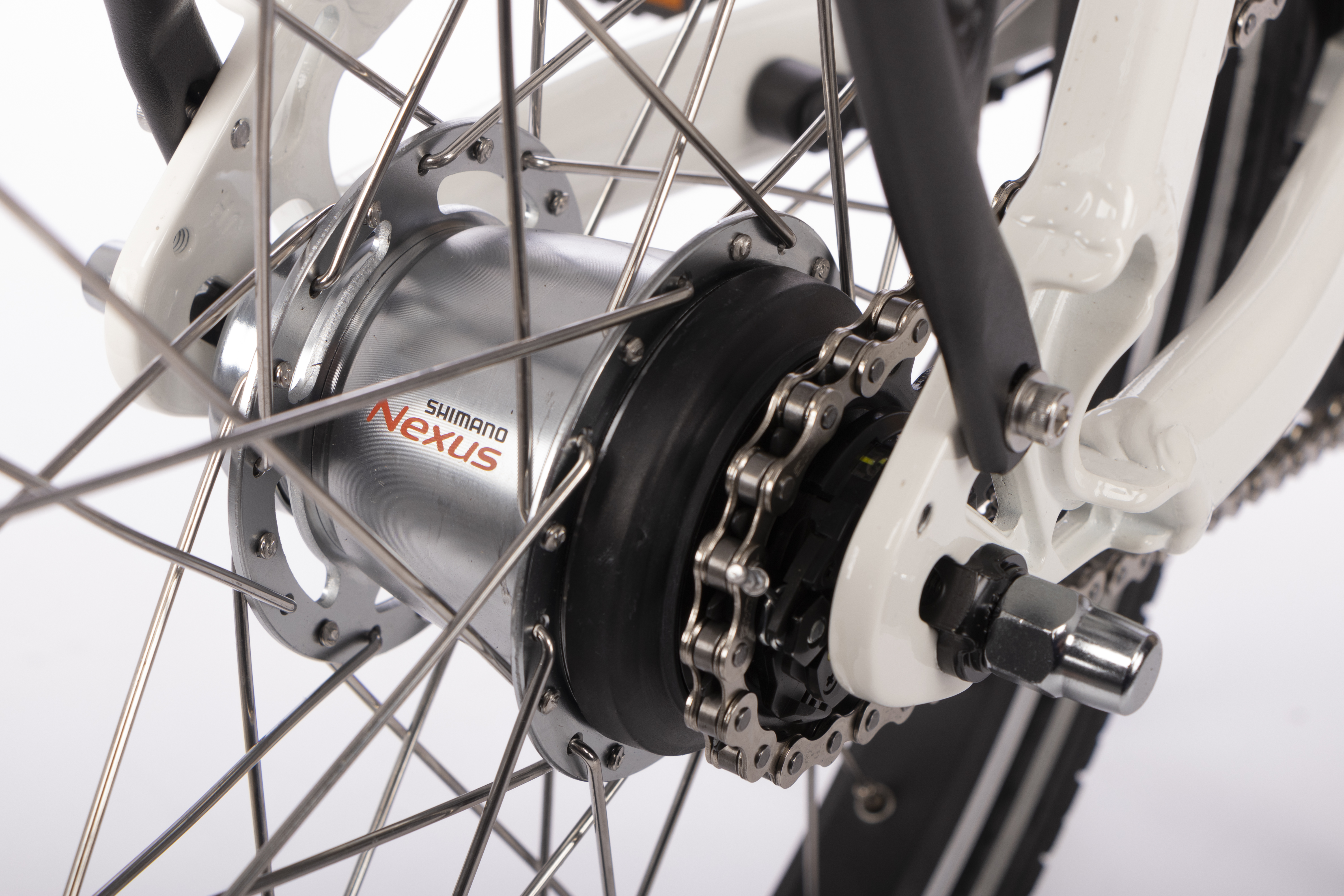 SAXONETTE Compact Premium Plus E-Faltrad 7 Gang Nabenschaltung Mittelmotor 2. Wahl gebraucht weiß matt 